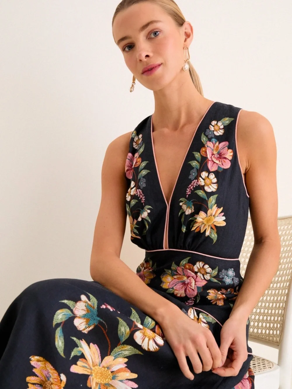 FARM Rio Maira Floral Dark Blue Linen Midi Dress Size Large NWT - Picture 6 of 16